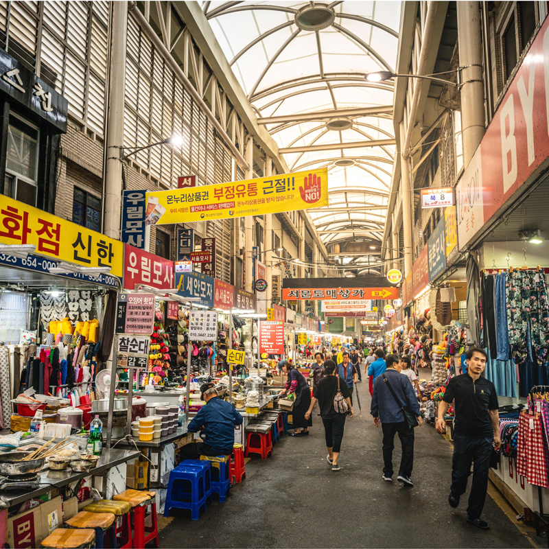 korean market stalls
