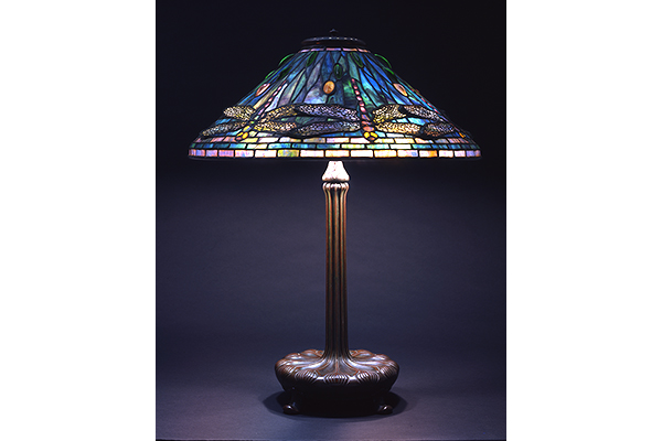 table lamp with stained glass shade
