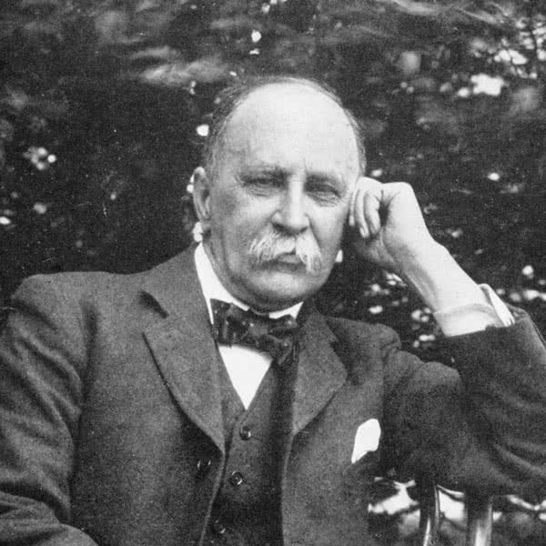 William Oster (circa 1912) (source: https://commons.wikimedia.org/wiki/File:William_Osler_c1912.jpg)